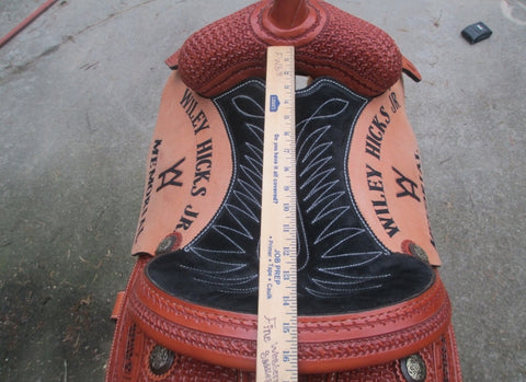 Lazy L (By Larry Coats) Team Roping Saddle (NEW)