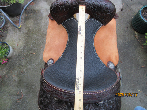 Coats Lazy L Barrel Saddle