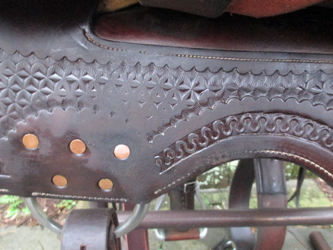 Roohide Cutting Saddle