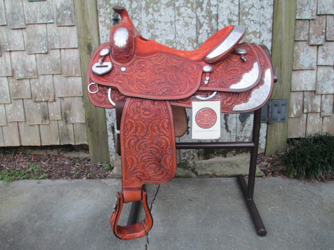 Bob's Show Saddle
