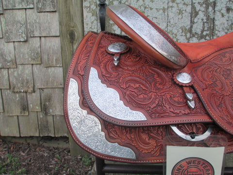 Bob's Show Saddle