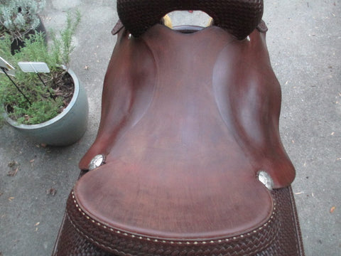 Roohide Cutting Saddle