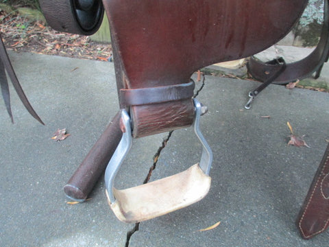Roohide Cutting Saddle