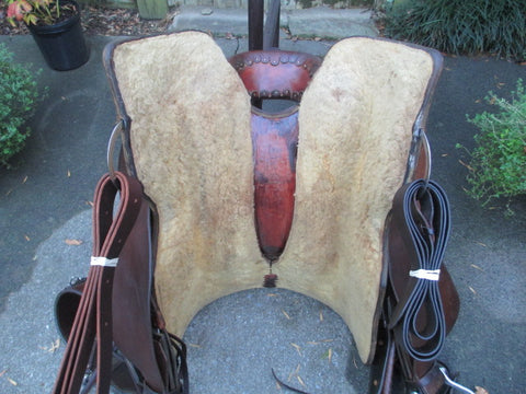 Roohide Cutting Saddle
