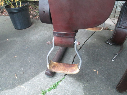 Roohide Cutting Saddle