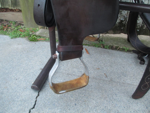 Roohide Cutting Saddle