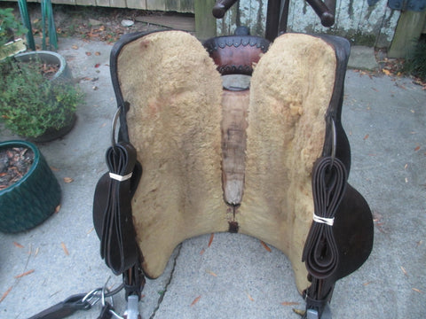 Roohide Cutting Saddle