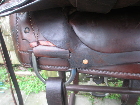 Coats Cutting Saddle