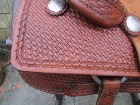 Coats Cutting Saddle