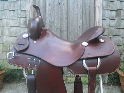 Roohide Wallaby Cutting Saddle