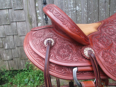 Used McCall Light Will James Roping Saddle