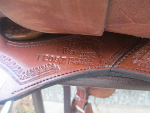 Skyhorse Saddle